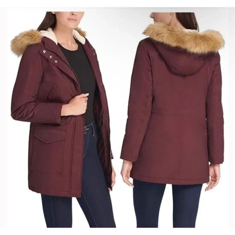 Levi’s Strauss Sherpa faux fur lined hooded cargo parka coat M